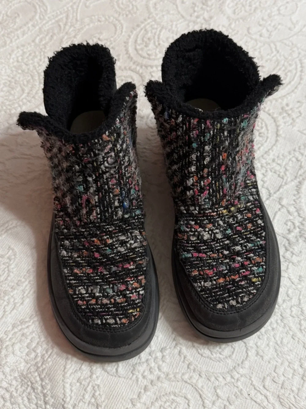 Hey Dude Boots Size 3 Girls Black Funfetti Multicolor Knit